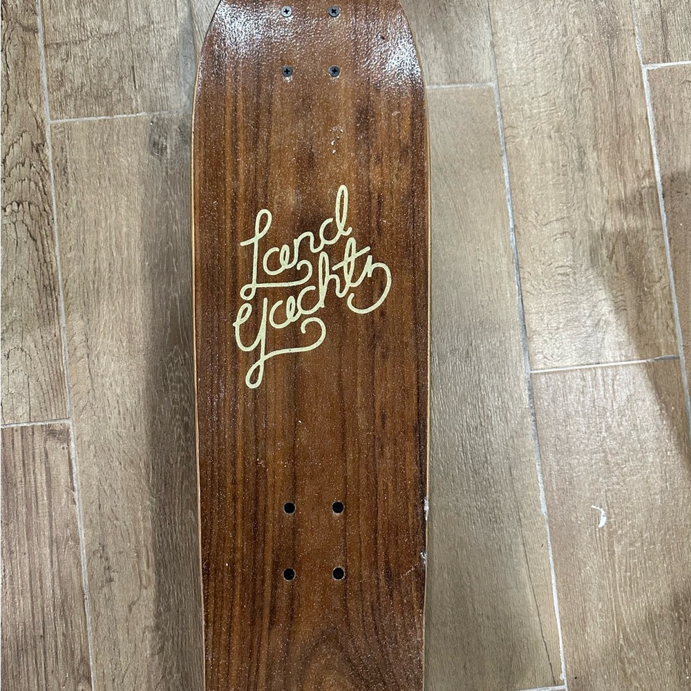 Land Yachts Skateboard - The Source
